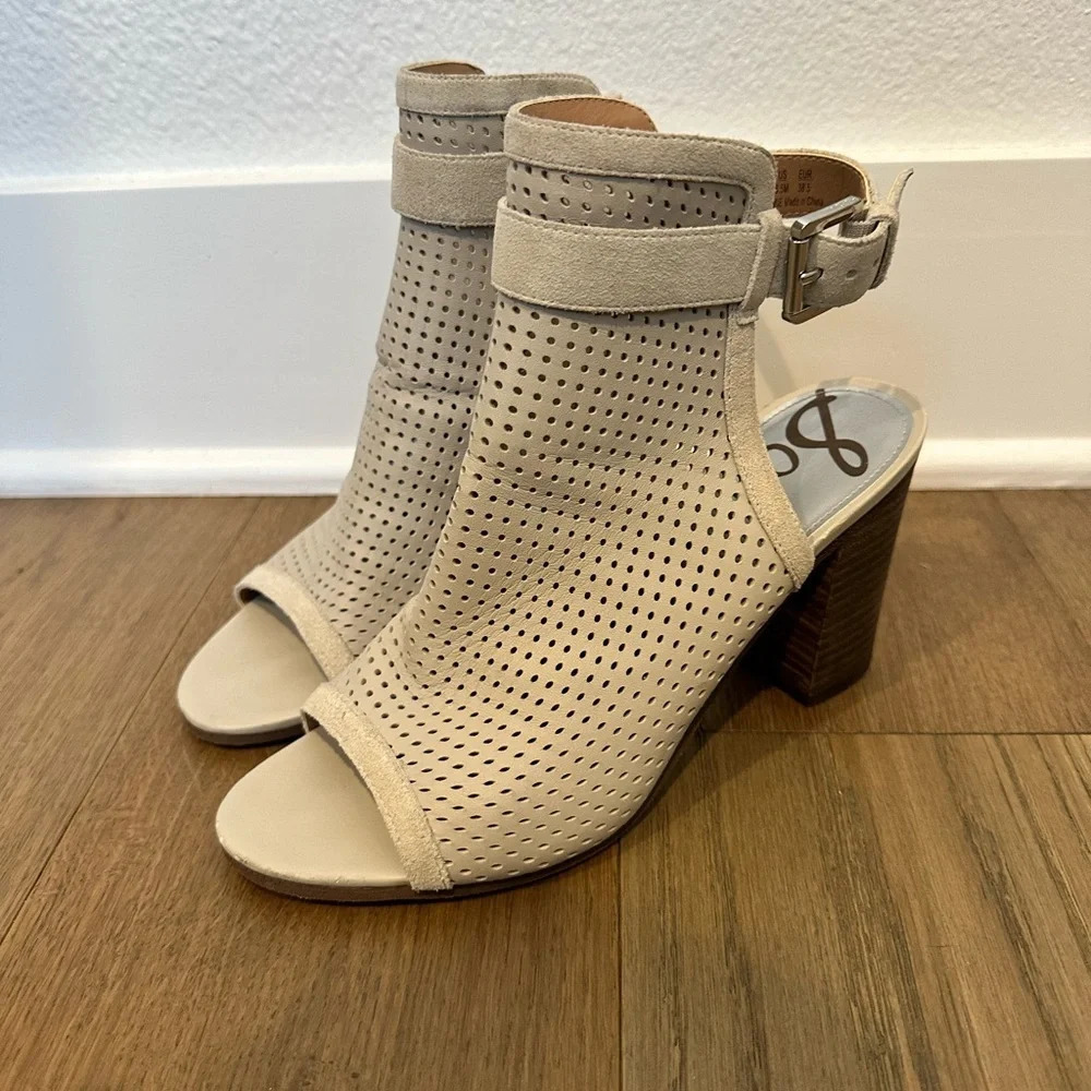 Sam Edelman Peep Toe Heels, Perforated, Ivory, 8.5, 3.5‎ inch heel